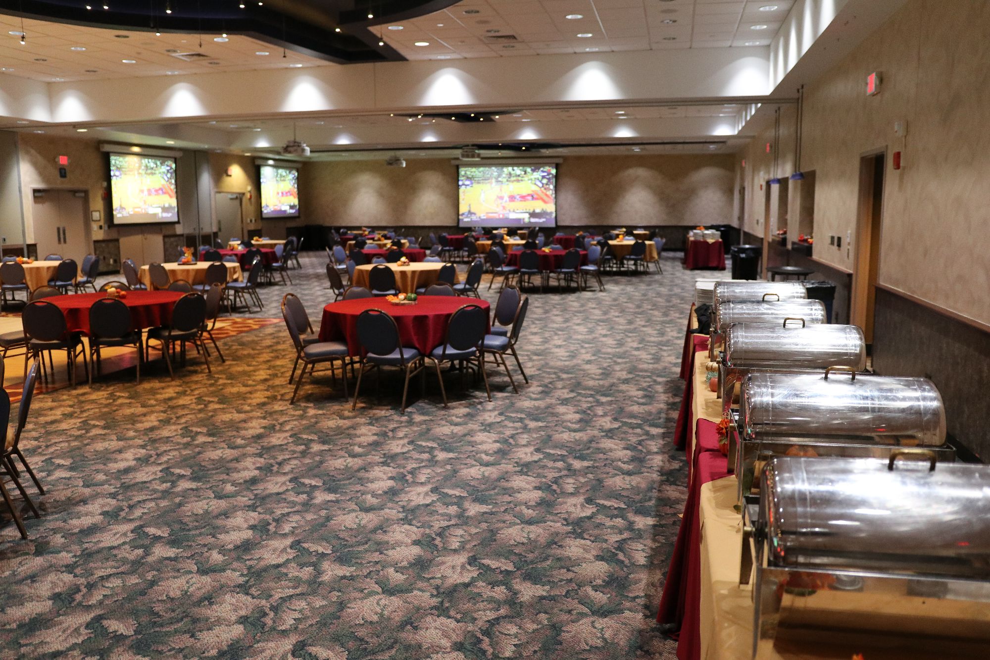 Holiday Celebration 2023 - Ballroom/Banquet Table